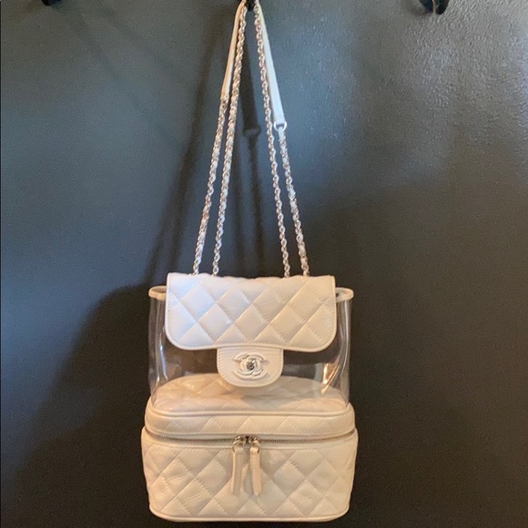 CHANEL Handbags - Chanel purse